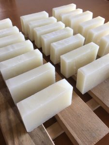 E25F2252-D2B7-4D92-8802-008FDF37136A